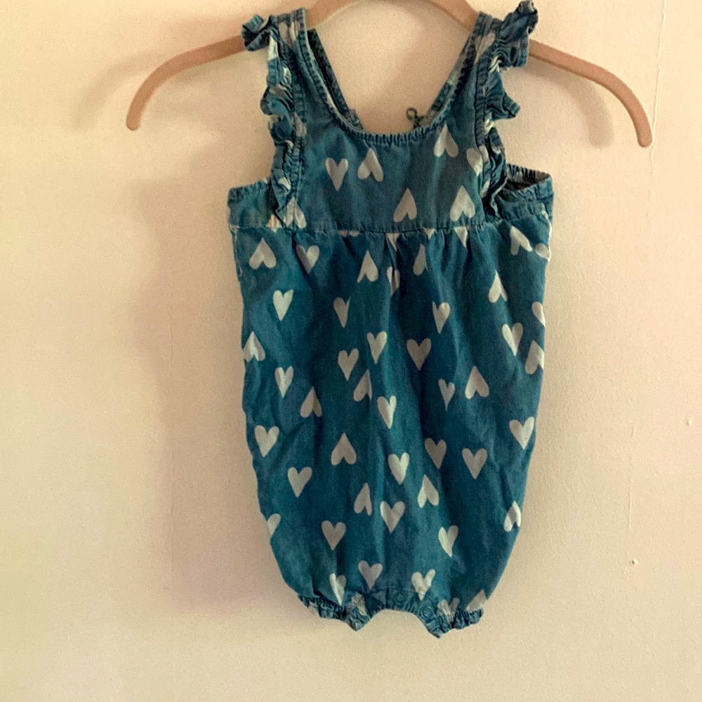 Carters 24 M onesie